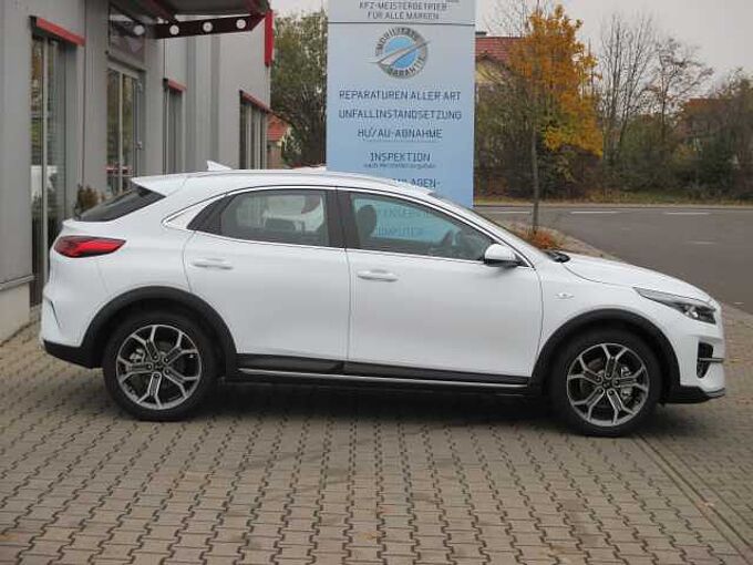 Kia XCeed 1.5 T-GDI Vision Komfort Navi