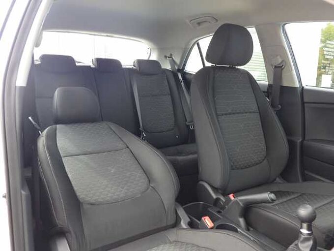 Kia Rio 1.2 Edition